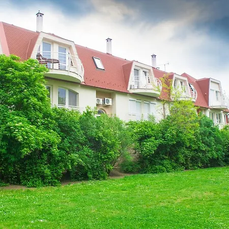 Illes Ii. Апартаменты *