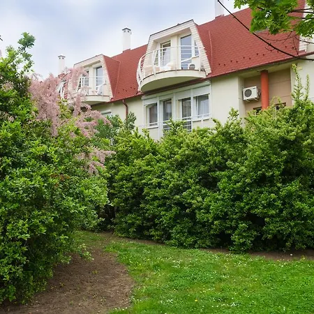 Illes Apartmanok Ii. * Hajduszoboszlo